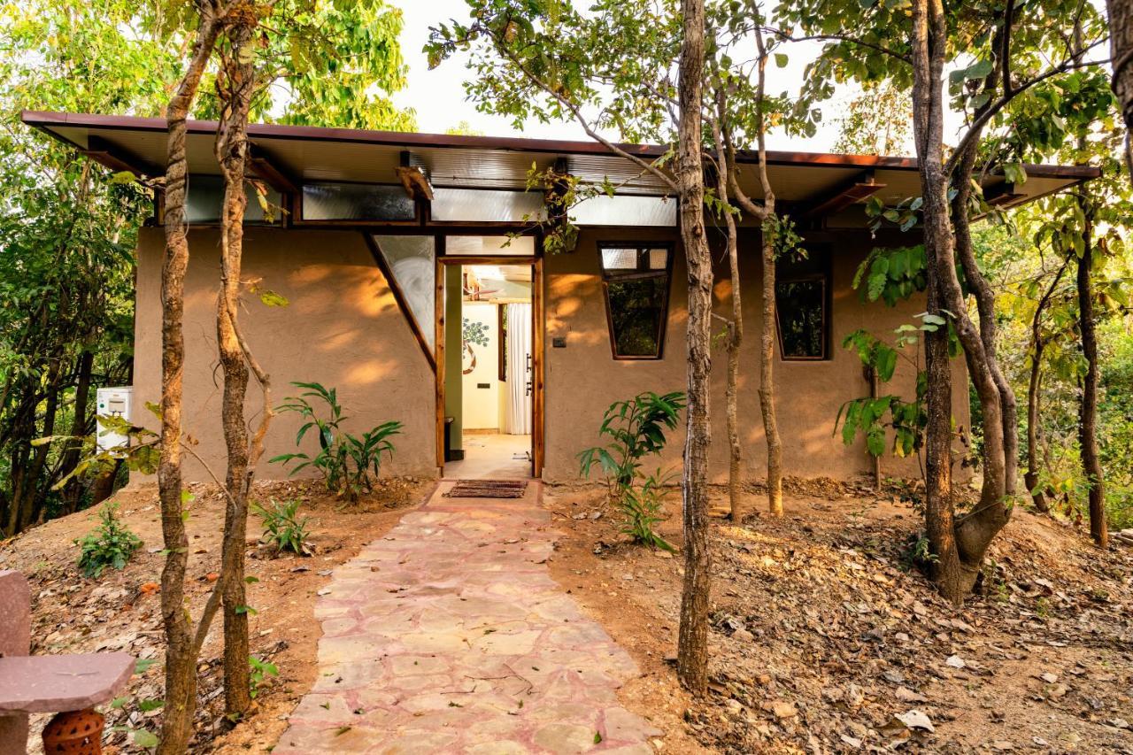 Kanha Jungle Camp 외부 사진